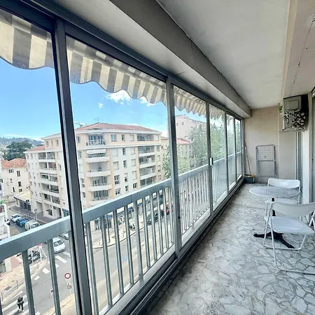 C062 Fonctionne Proche Du Centre Cannes